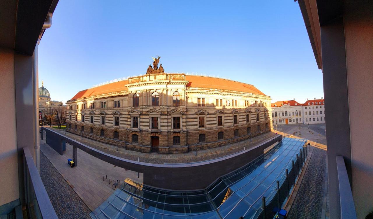 Pineapple Apartments Luxus Apartment Im Palais Am Neumarkt Dresde Exterior foto